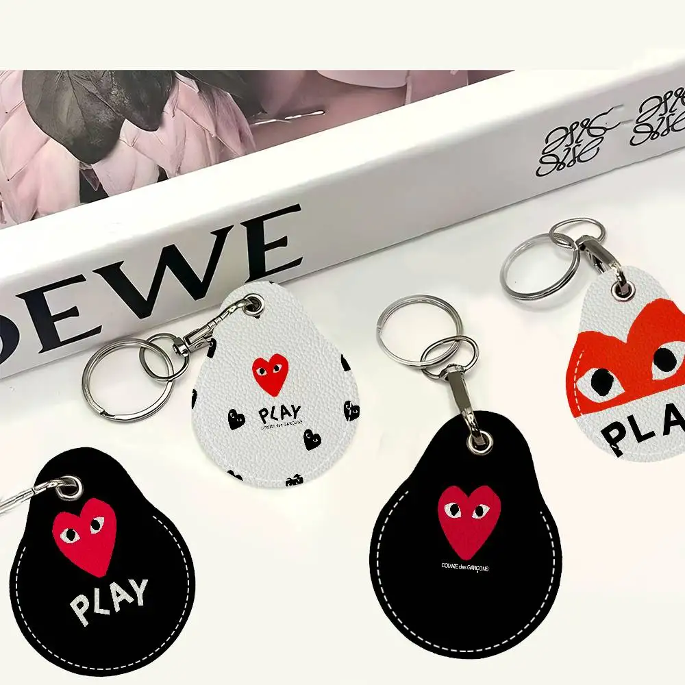 Luxury Play Red Heart C-CDG-S Love Women Mini Estojo de Couro PU, Chaveiro, Bolsa para Cartões de Acesso, Porta-Chaves com Argola, Mini Crachá e Etiquetas de Segurança para Chaves