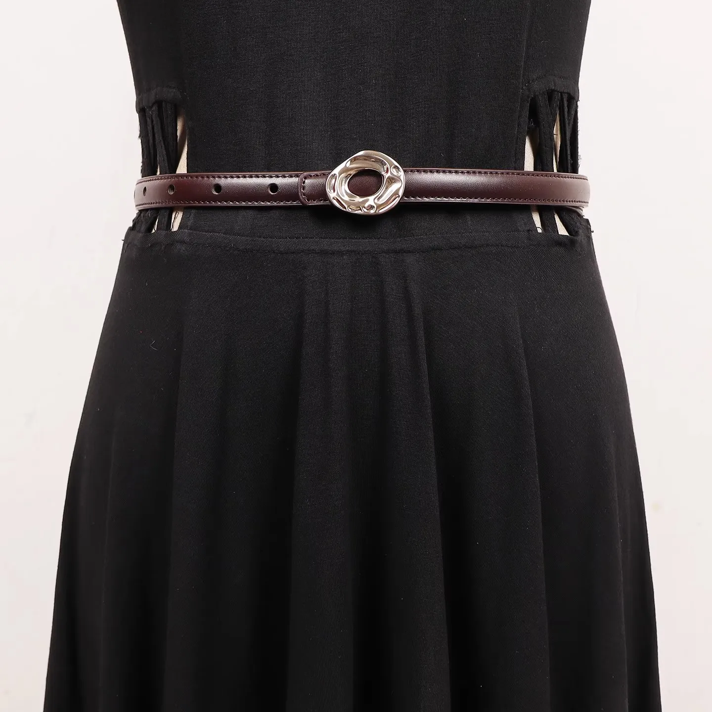 女性のヴィンテージ本革カマーバンド女性ドレスコルセットウエストバンドベルト装飾細いベルト R3153