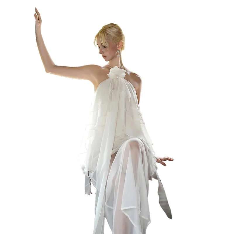 

Лето 2025 г., новое трансграничное новое универсальное платье без рукавов с открытой спиной и трехмерными цветами, тонкий темперамент, универсальное женское платье