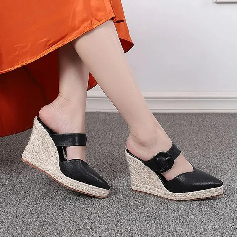 

2023 летняя обувь, женские босоножки на высоком каблуке на платформе, брендовые женские босоножки на танкетке с острым носком, черный, розовый, желтый, большой размер 42, A43540