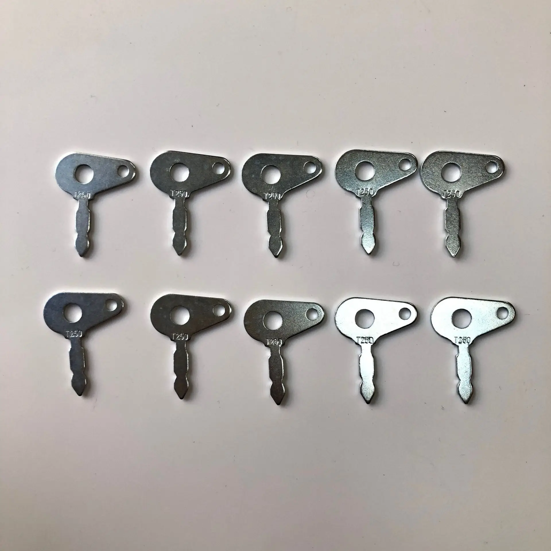 10PCS T250 Excavator Key For Lucas Benford Terex Cace Ford Massey Ferguson Master Plant 54324157