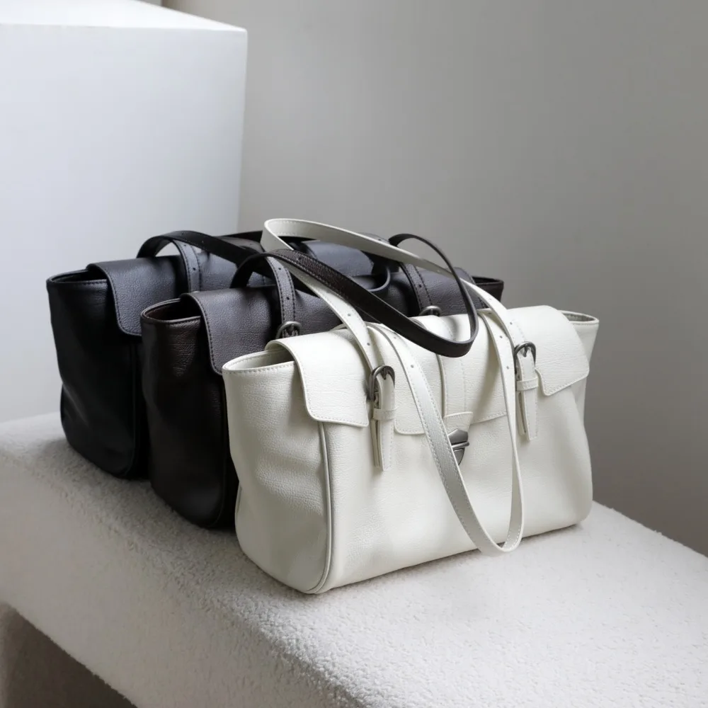 Niche New Women's High-end Casual Commuting Handbag Retro Simple Shoulder Underarm Fashion Versatile Textured Messenger