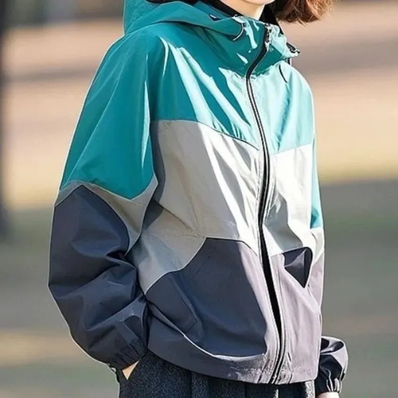 Chaqueta con capucha de manga larga para mujer, ropa de calle con cremallera, sudadera de protección solar, abrigos finos para exteriores, moda