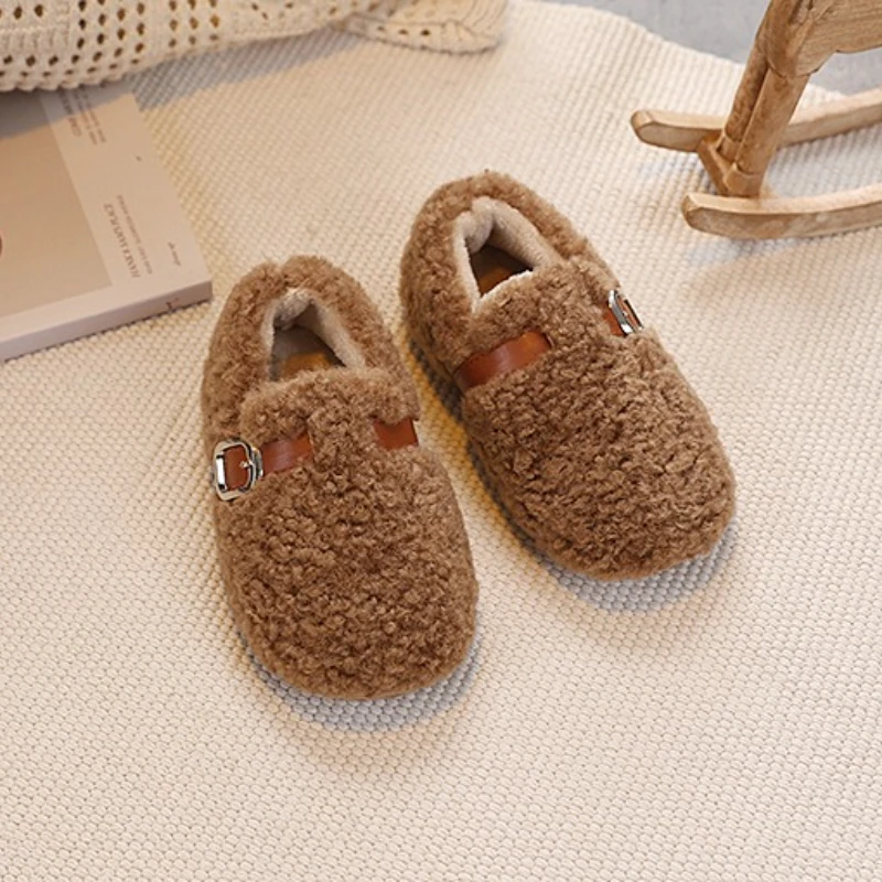 

2025 г., модная флисовая обувь для маленьких девочек и мальчиков, детская обувь на плоской подошве, зимняя теплая удобная повседневная обувь с мягкой подошвой и крючками на крючках