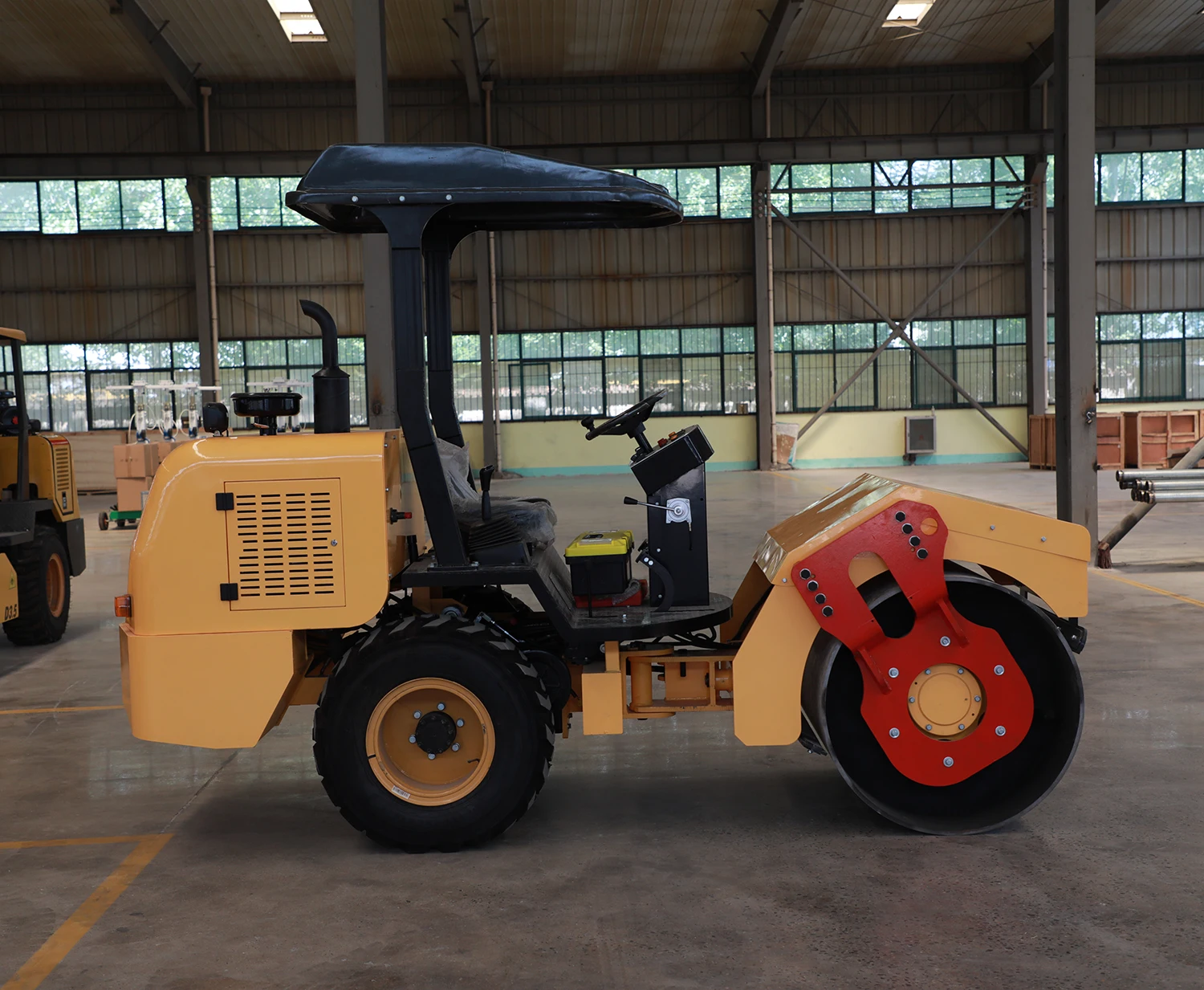 Single Drum Road Roller Ride On Mini Compactor Vibratory Roller Compactor Roller