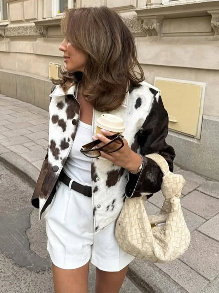 2025 Autumn Winter Leopard Women Short Jacket Elegant Lapel Zippers Long Flare Sleeve Lady Jackets Fashion Female Streetwear New