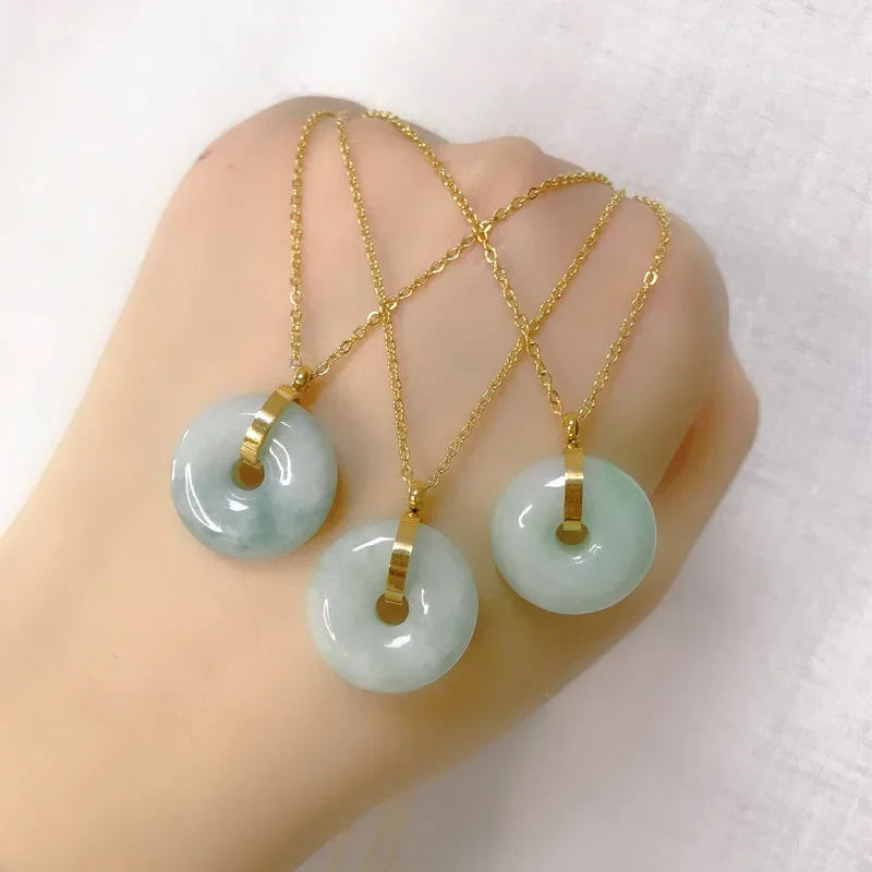 1PC Natural 18MM Emerald Safe button doughnut Pendant Necklace Jewellery Fashion Accessories Hand-Carved Woman Luck Amulet Gifts