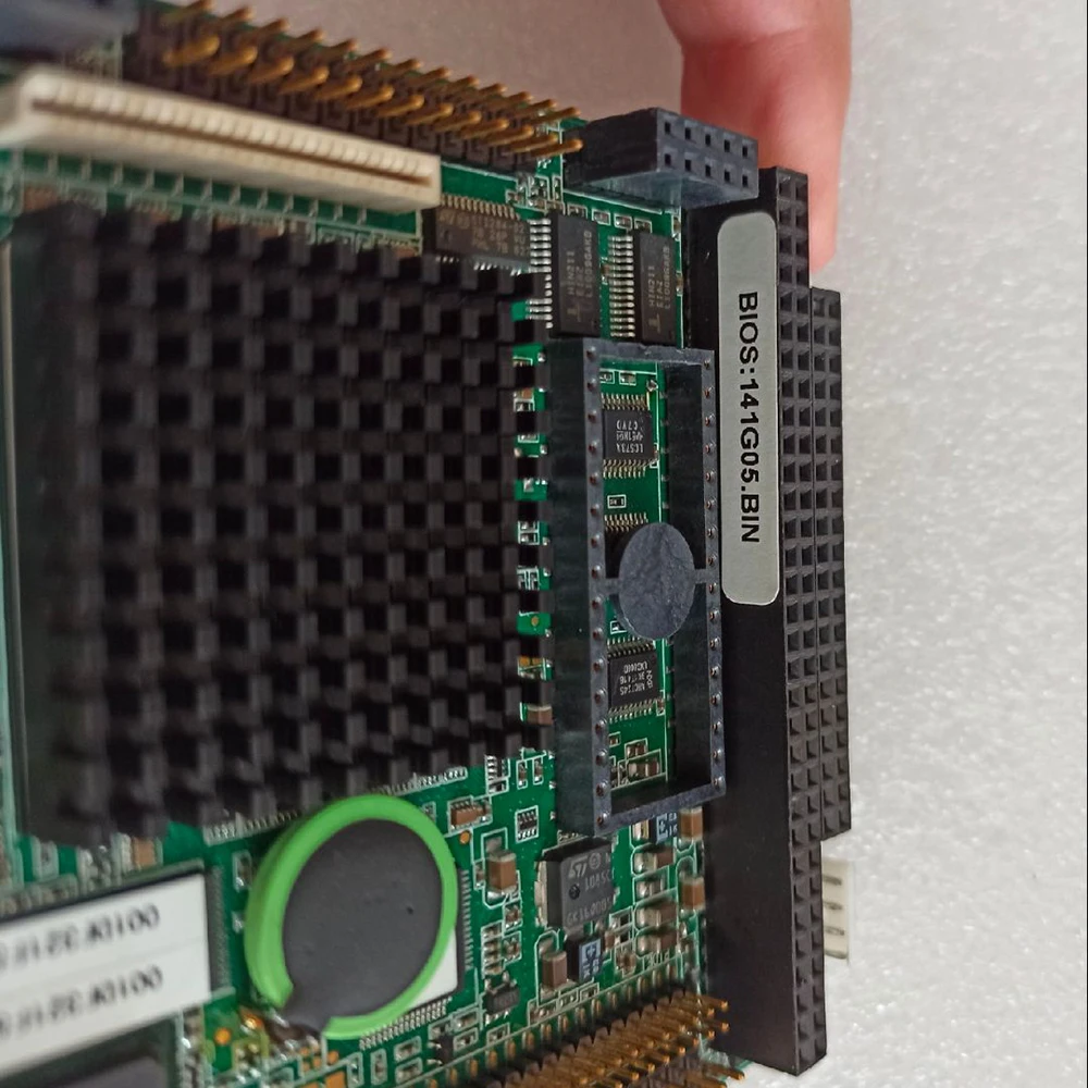 

7024-300E-64M Материнская плата медицинского промышленного оборудования