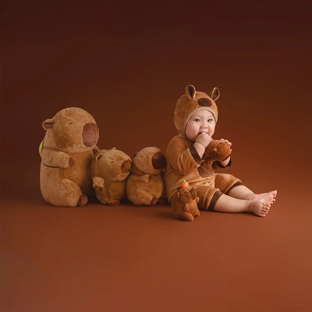 100 Days Baby Celebration Theme Photography Props Toddler Jumpsuit+hat Set Soft Stuffed Animals Dolls Studio Scene Accessories view 2