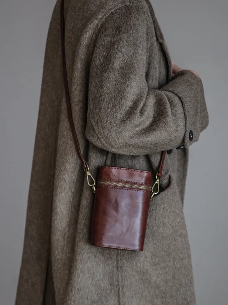PNDME simple casual handmade vegetable tanned cowhide women's phone shoulder bag fashion designer genuine leather crossbody bag
