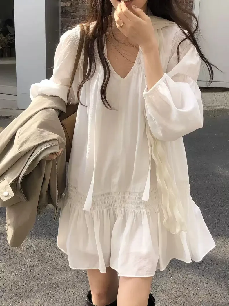 

Loose V-neck Bubble Sleeve Dress Korean Style Vacation Vibes Padded Waist Sash Women's Fashion Summer Polyester Knitted Dress