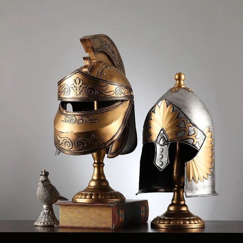 Metal Ornaments Retro European Knight Helmet Design Figurines Ironwork Creativity Luxury Ornament Living Room Decoration Crafts