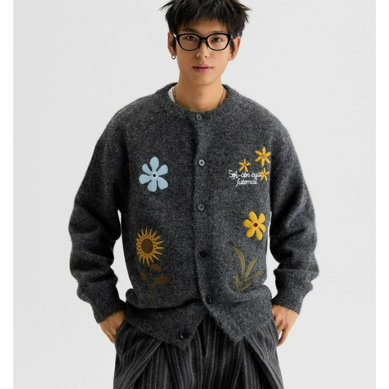 

Новая коллекция осень-зима 2026: Модный высококачественный вязаный кардиган с пуговицами и цветочной вышивкой для мужчин и женщин