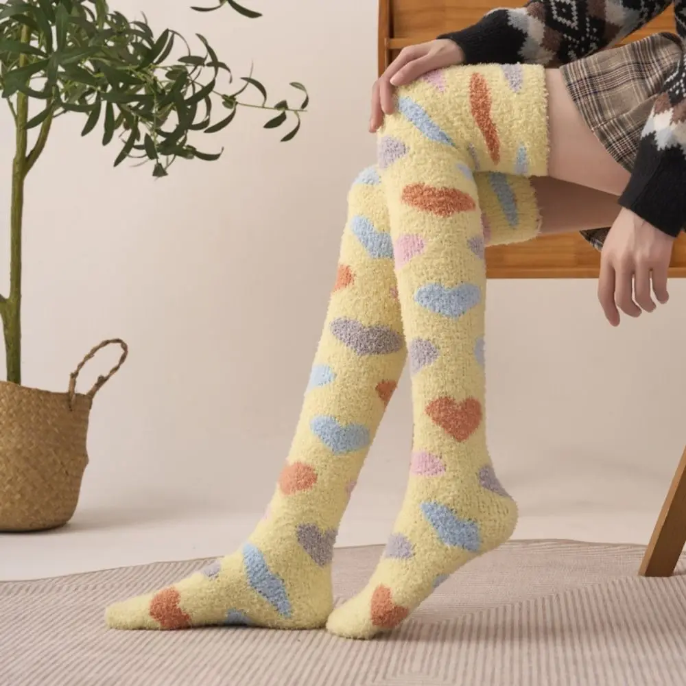 

Креативные утолщенные теплые чулки из кораллового флиса, плюшевые чулки выше колена в пол, чулочно-носочные изделия, милые длинные зимние носки-трубочки