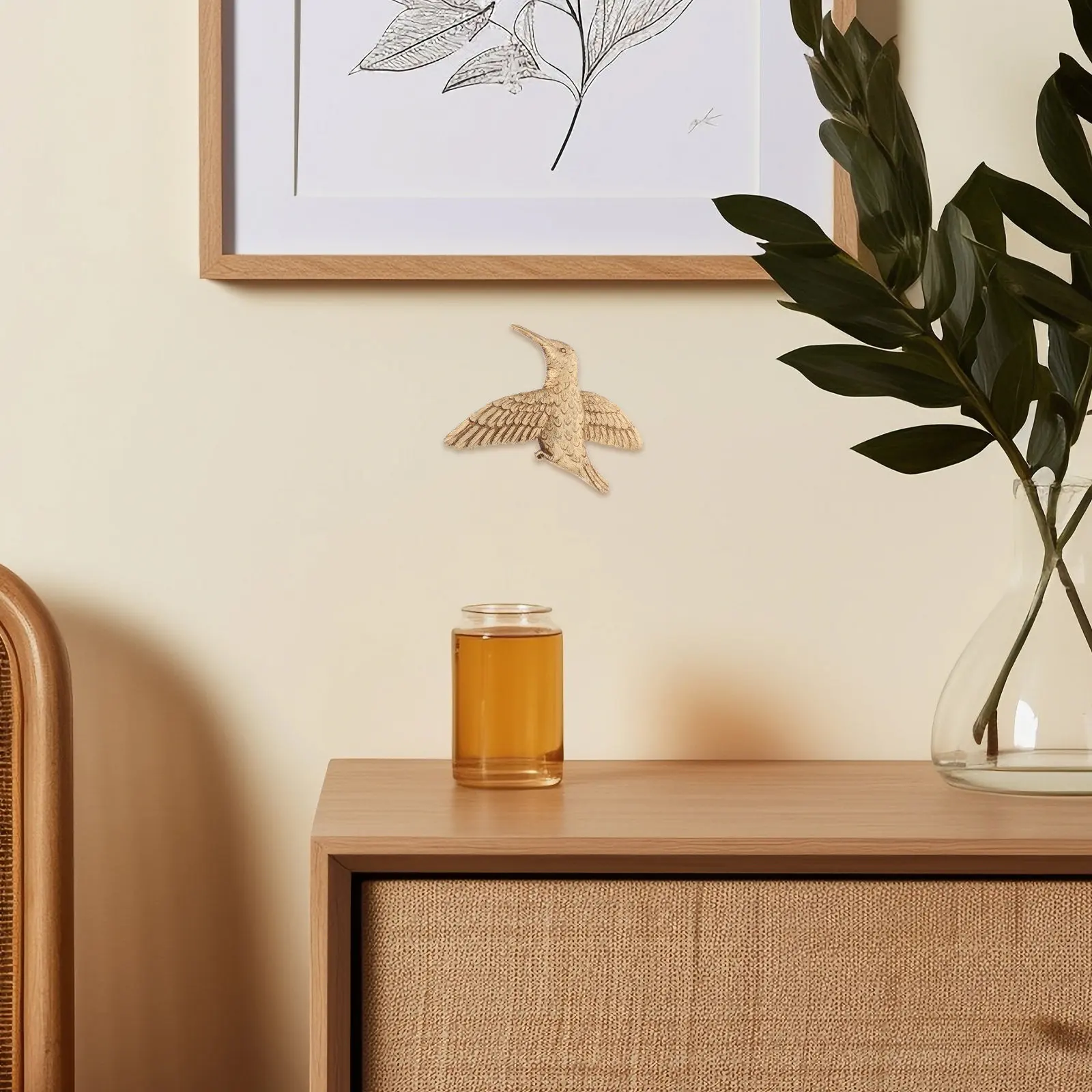 Golden Hummingbird Wall Art Decorative Metal Hanging Ornament for Wall Shelf Home Office Bedroom Living Room Interior Design