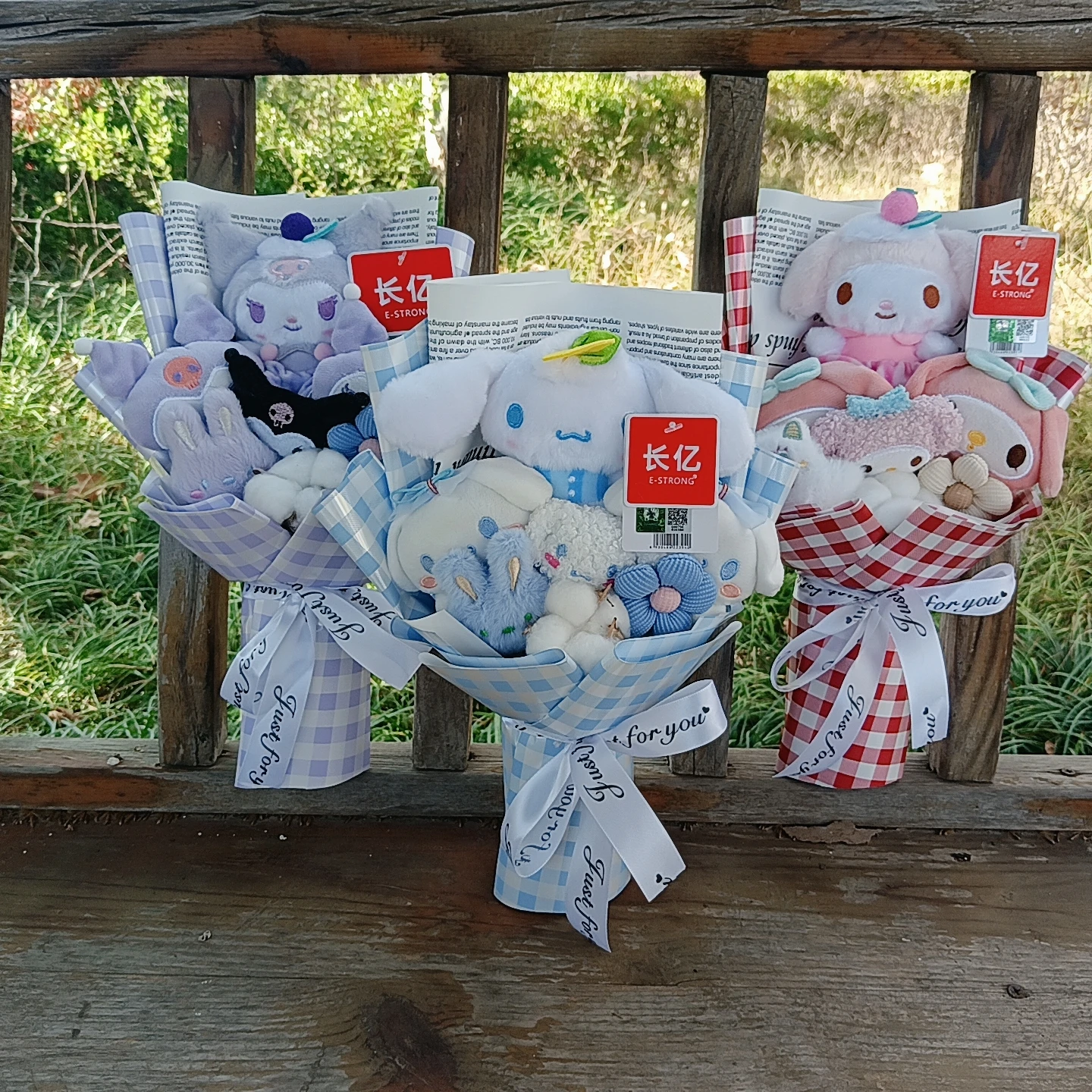 Kuromi My Melody Cinnamoroll Hellokitty Plush Cartoon Bouquet With Accessories Creative Handmade Bouquets Valentine's Day Gift