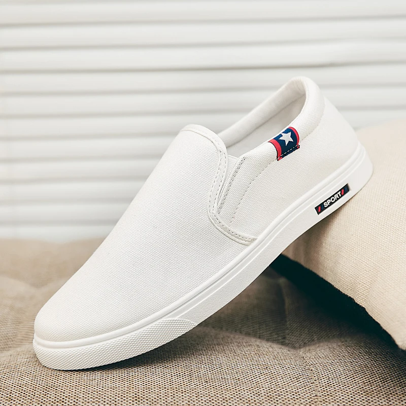 New 2026 Men's Slip-On Canvas Shoes Breathable Casual Student Footwear Low Cut round Toe Flat Heel Spring Season All-Season