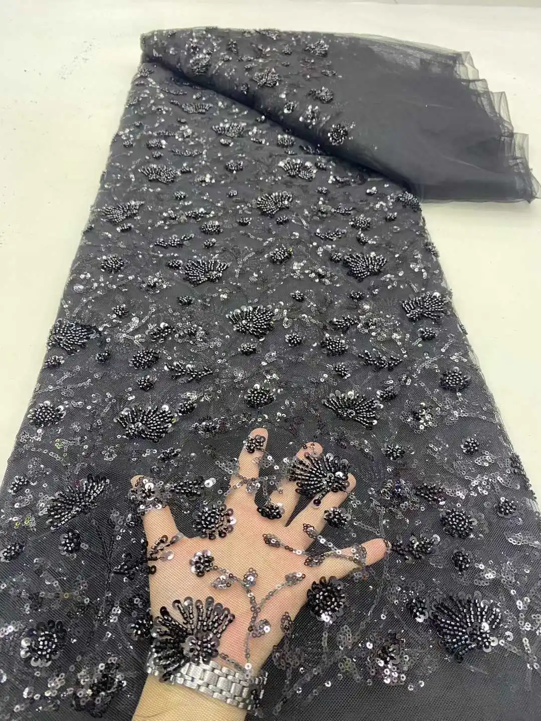 2025 afrikanischer französischer Perlen-Spitzenstoff, hochwertige Spitze, bestickt, nigerianische 3D-Pailletten, Tüll-Spitze, 5 Yards zum Nähen, Partykleid