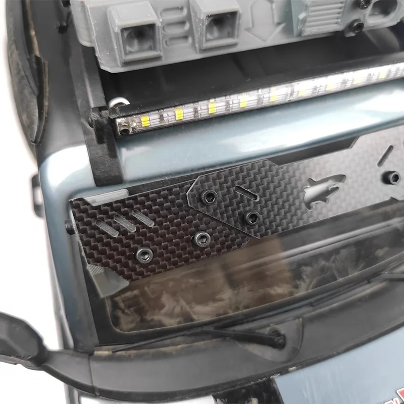 Rc Cars Carbon Fiber Luggage Rack Roof Box Tail Box for YIKONG 4083 1/8 Crawler Car Upgrade Simulation Refit Parts Accessories