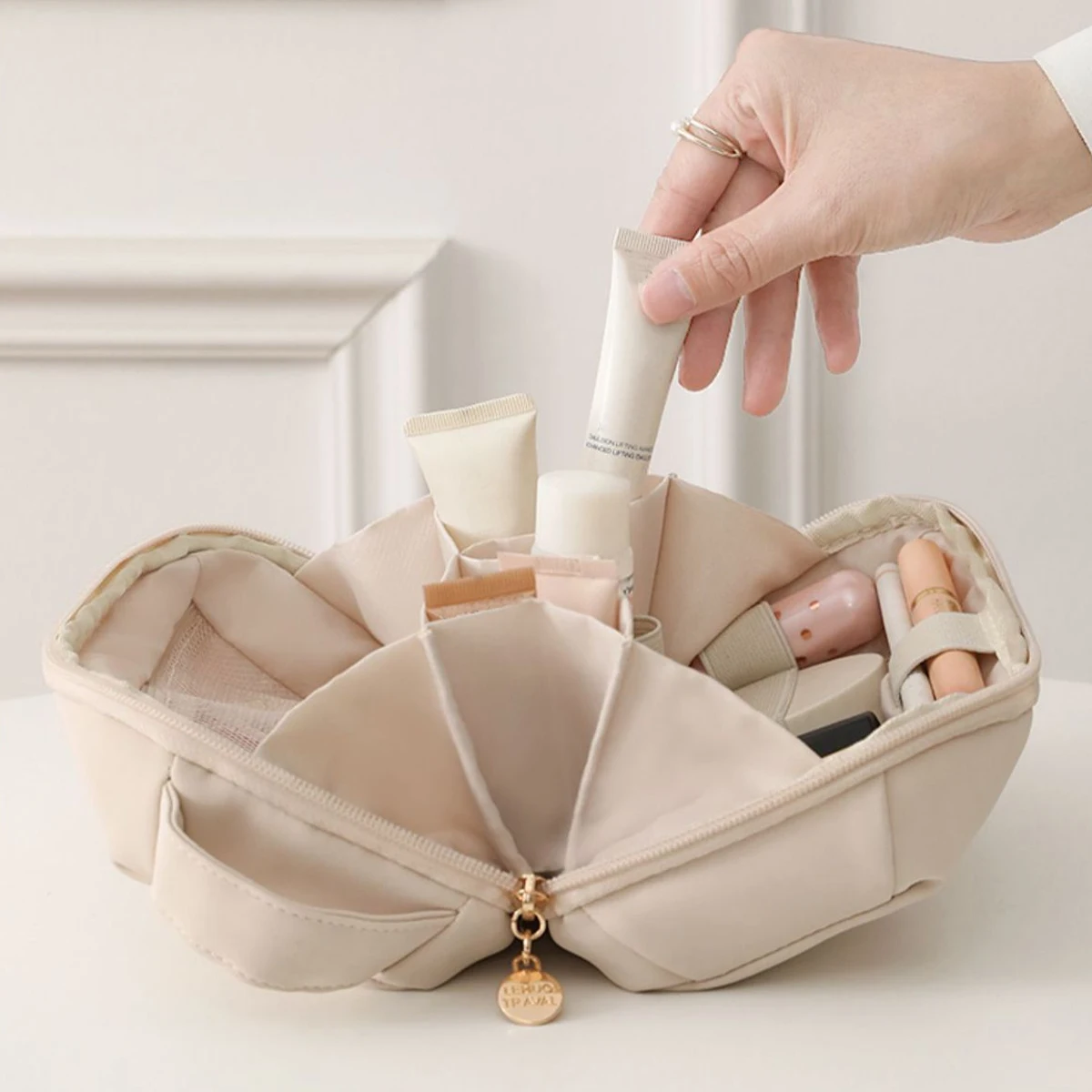 Piccola borsa cosmetica in mattoni quadrati, comoda borsa da toilette di grande capacità in movimento