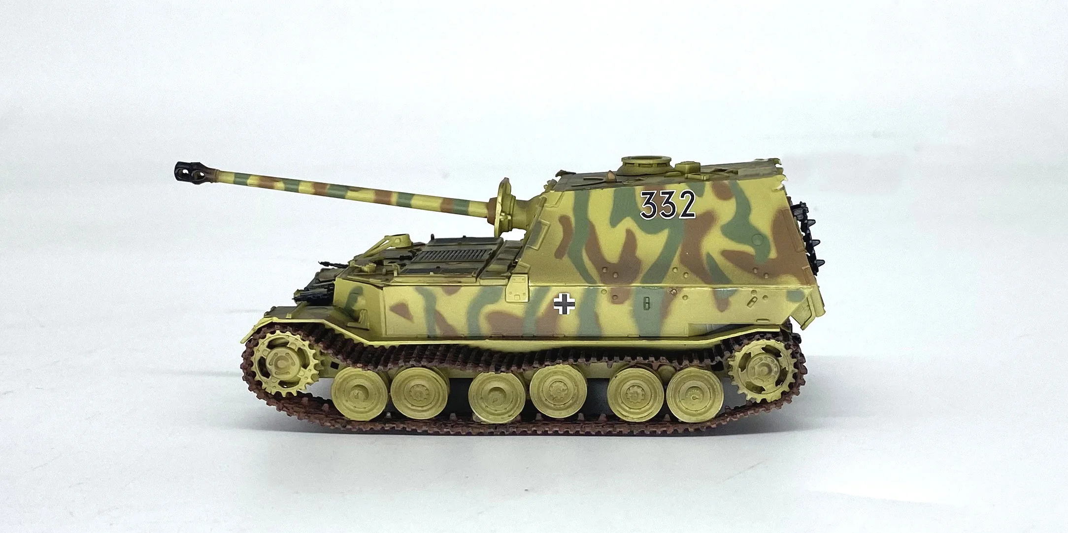 1: 72 36227 German Ferdinand Heavy Fighter Tank Model  Finished product collection model