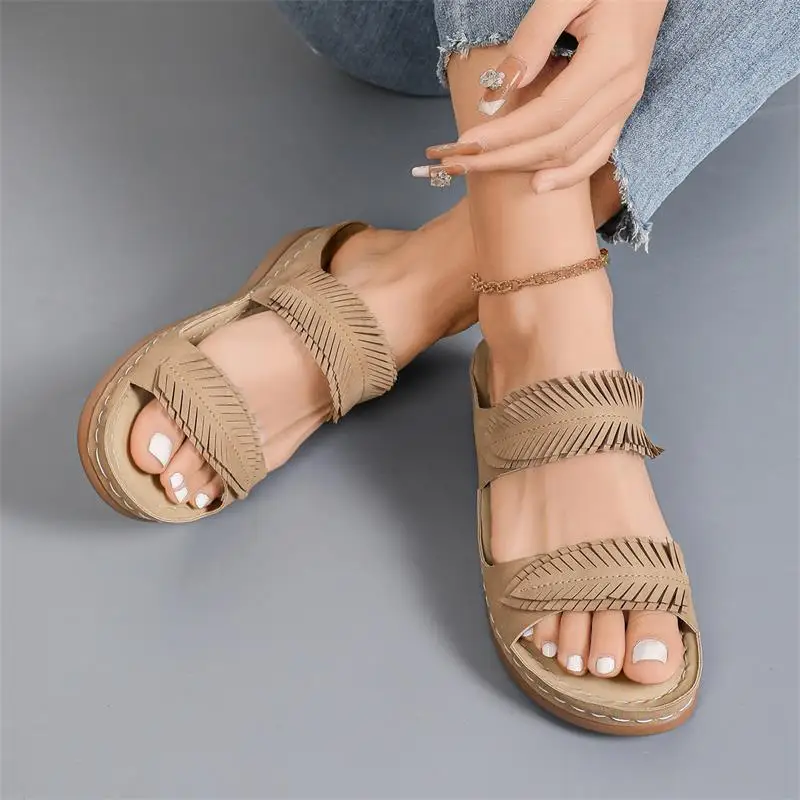 Casual Women's Thick Sole Slippers Retro Round Head Peep Toe Wedges Shoes Minimal Lightweight Outdoors Walking Sandals