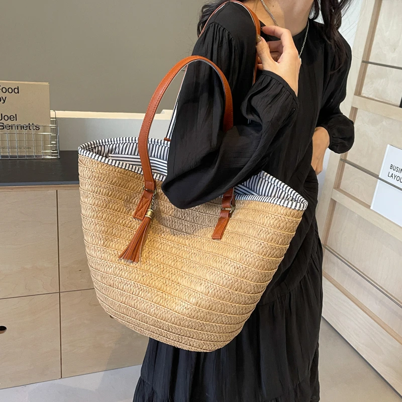 Straw Braid Solid Large Capacity Shoulder Bags Simple Casual Vacation Tassel Bags for Women 2024 High Quality Hot Sale in Summer