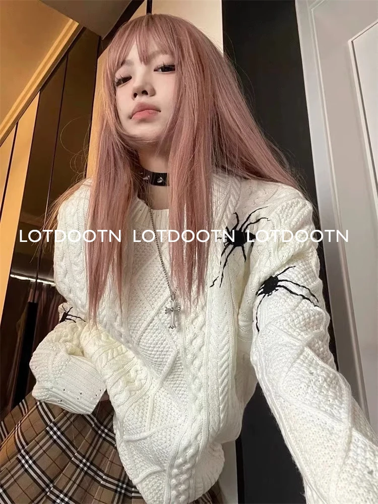 LOTDOOTN Cartoon Spider Y2k Streetwear Harajuku Retro Knitwear Round Neck Sweaters Pattern Knitted Warm Winter Clothes Women New