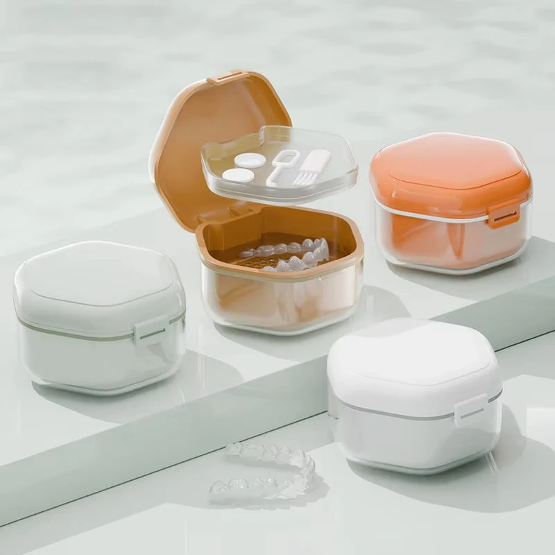 ABS Material Silicone Material PC Material Orthodontic Braces Box Large Capacity Portable False Teeth Storage And Cleaning Box