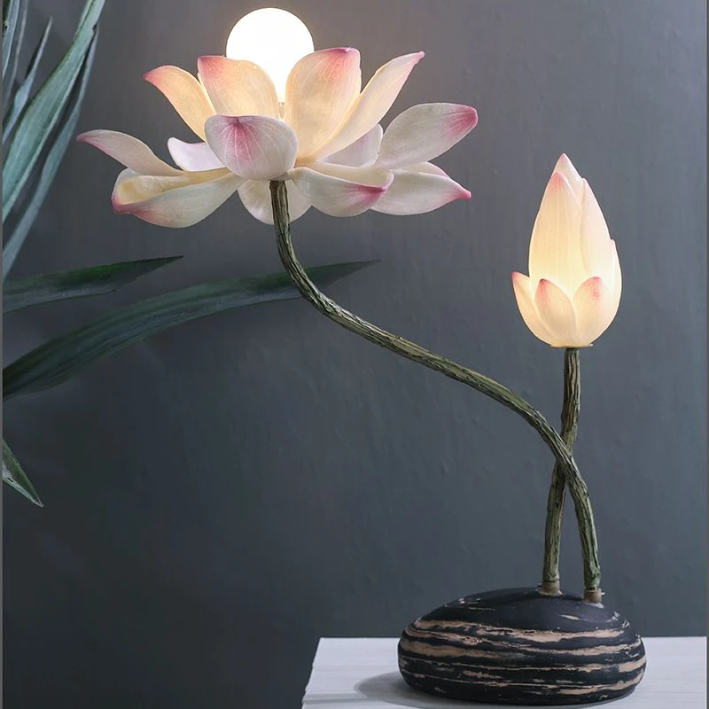 Chinese style living room decorative table lamp resin lotus lampshade plug-in warm light fixture study bedroom bedside lamp