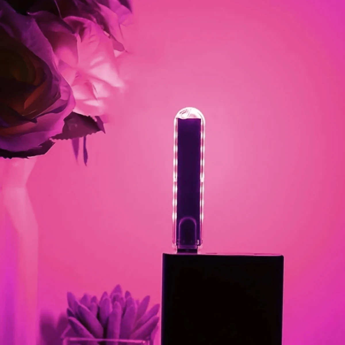 1Pcs Portable Desk Lamp, Rectangular Bedroom Night Light, Led Plug-In Night Light, Portable Reading Light, Suitable for Home, Living Room, Bedroom Ambient Light, Is a Gift Girls Will Love