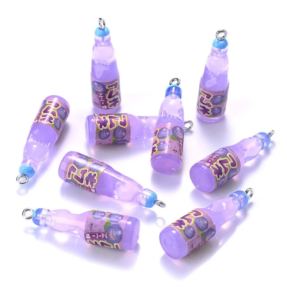 10 Stück Harz Charms Saft Flasche Harz Anhänger Getränke bunte Mini Saft Flasche Getränk Anhänger Mini süß