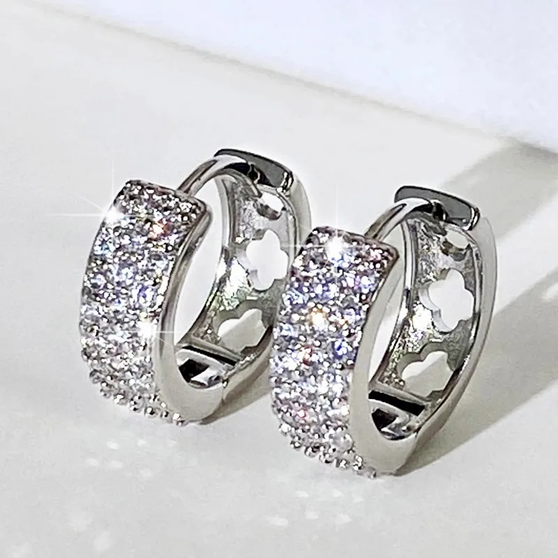 Huitan Dainty Hoop Earrings for Women Simple Stylish Teen Ear Accessories Low-key Exquisite Circle Ring Earrings Fashion Jewelry