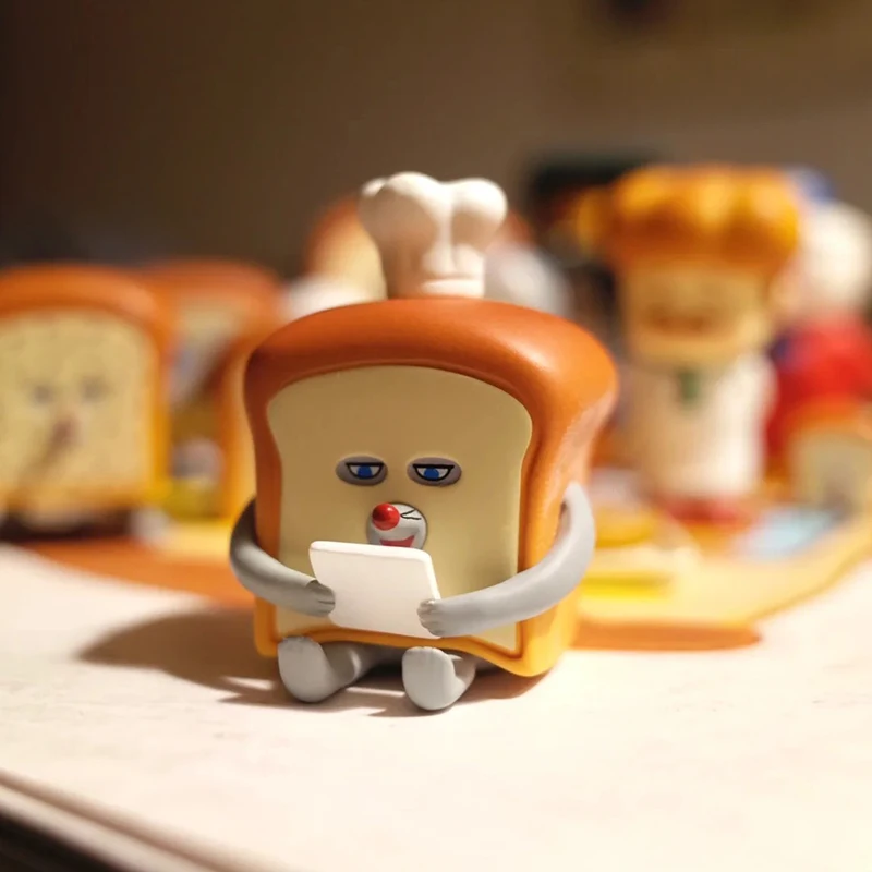 Nowość w magazynie Figurka Bread Thief Blind Box Urocza ozdoba na biurko Prezent niespodzianka na urodziny dziecka Pamiątka