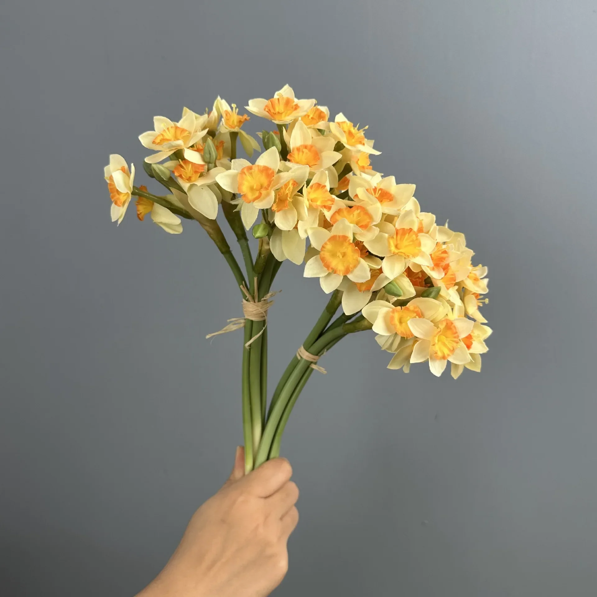 1/4/6 Stück Seiden-Narcissus-Blumen, künstliche 5-Zip-Ties-Narcissus-Sträuße, Kunstblumen für Hoteldekoration – Detail 14