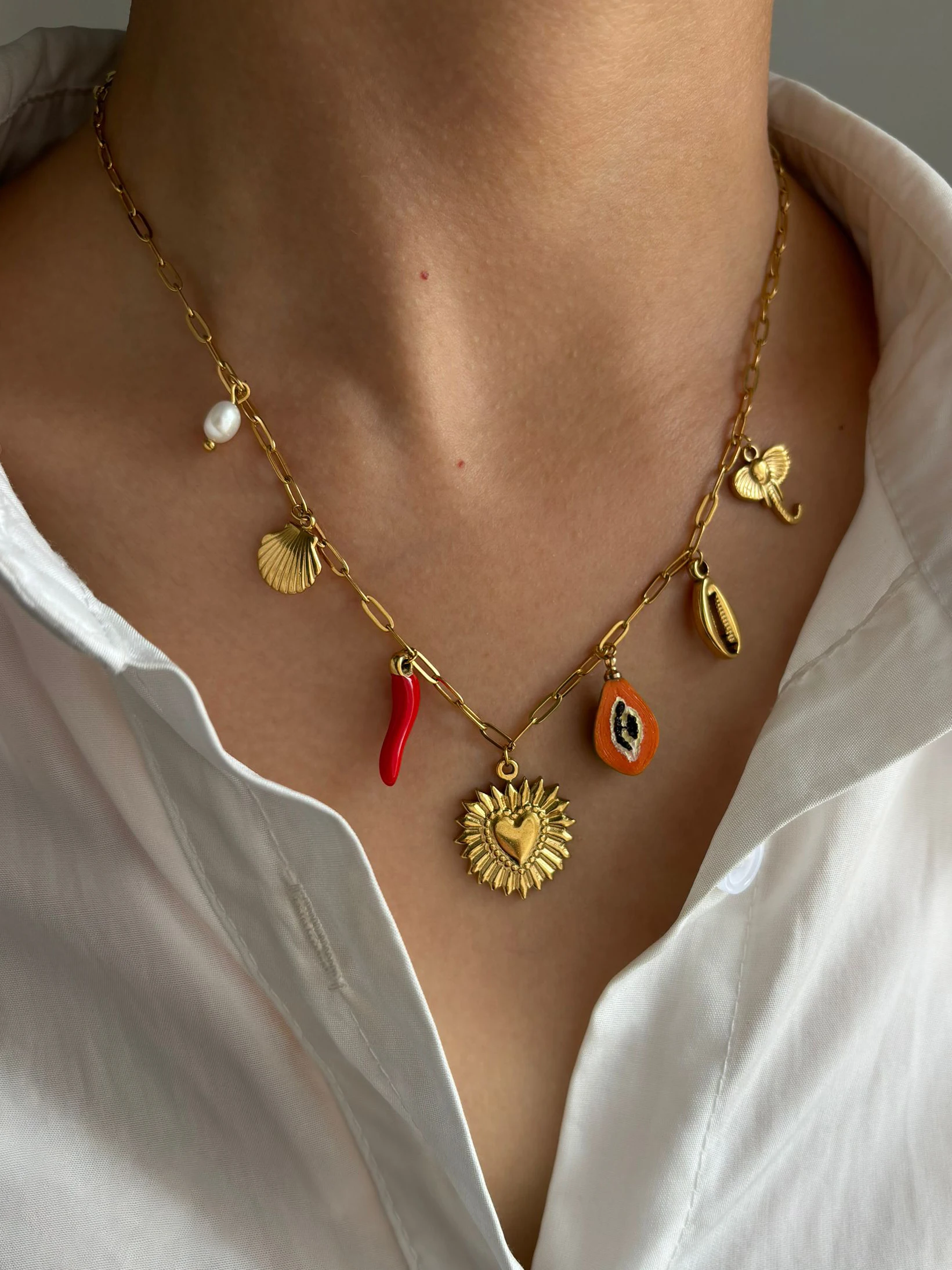 GHIDBK Bohemia 18K Gold Plated Freshwater Pearl Red Enamel Pepper Shell Heart Pendant Necklace Women Beach Party Gift Waterproof
