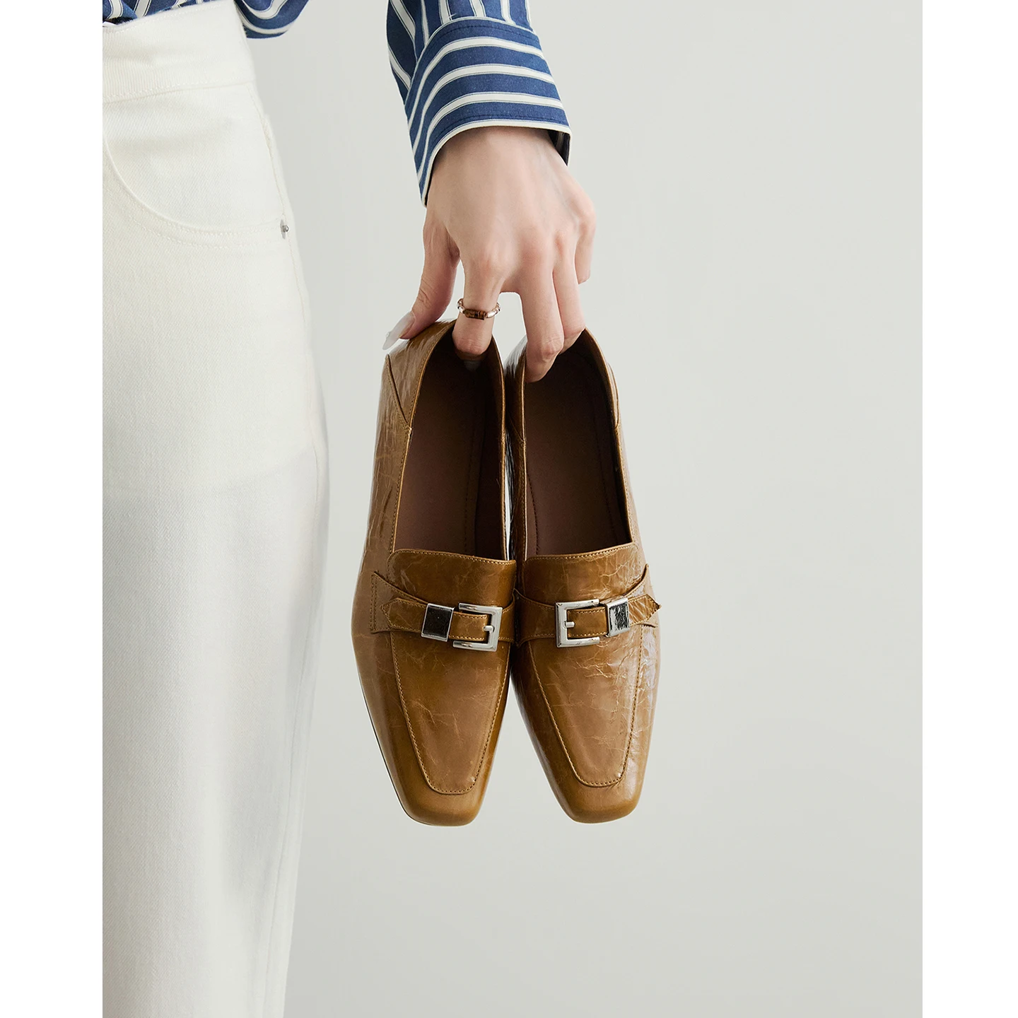 Genuine Leather Cowhide Retro Women Loafers, Belt buckle  Fashion Low Heel Large Size Womens Shoes
