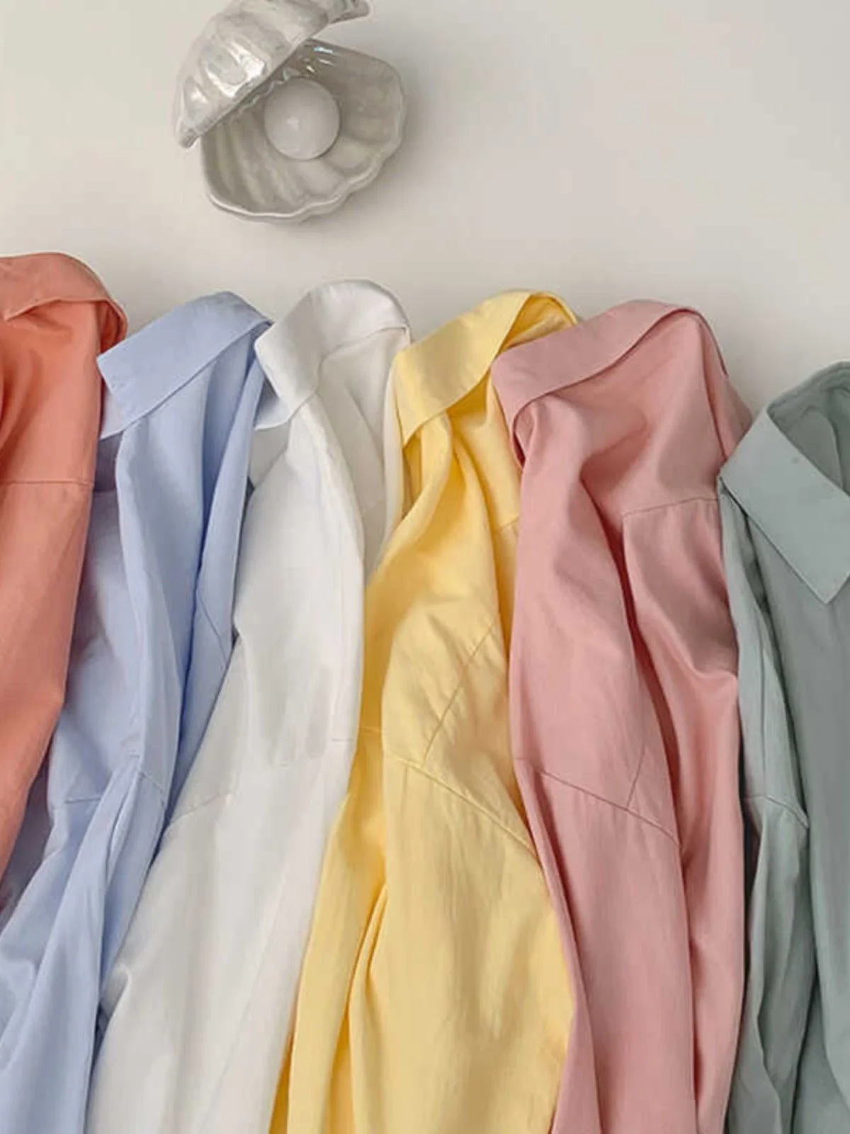 

Расслабленная женская рубашка свободного кроя, розовая, с длинным рукавом, в корейском стиле, для ранней весны, простой многослойный топ, модный вариант для повседневной носки