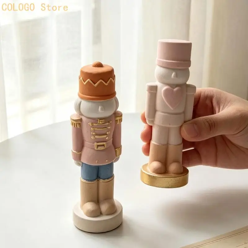 Soldier Character Casting Mould for Creating Decorative Figures, Handmade Gift Project, and Seasonal Home Display D0LD