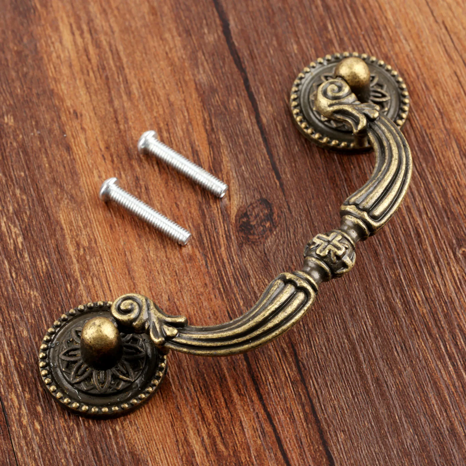 1Pc Antique Bronze European Furniture Handle with Screw for Wood Wine Gift Box Handles Pulls Drawer Knob Door Hardware 125x45mm