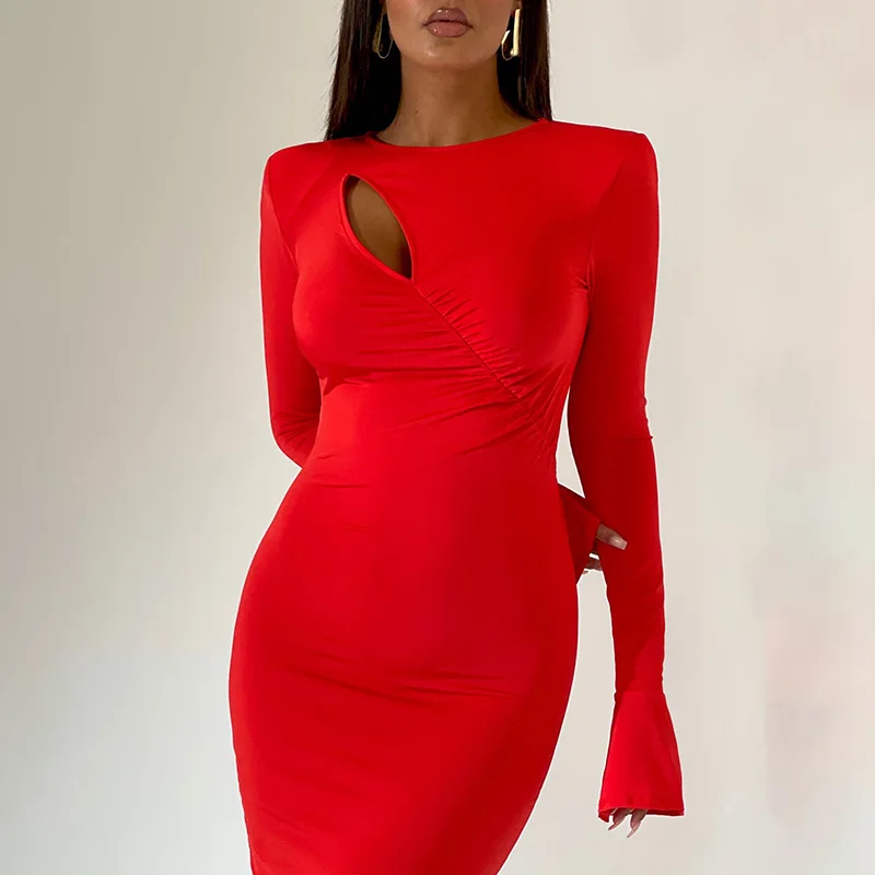 เดรสยาวทรงเข้ารูป แขนยาว จับจีบ แต่งผ้าต่อกัน คอทรงกลม แฟชั่นใหม่สุดเซ็กซี่