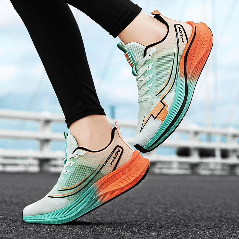 

Summer Mens Sports Shoes Racing Trend Anti Slip Wear-Resistant Marathon Training Comfortable Running Shoes