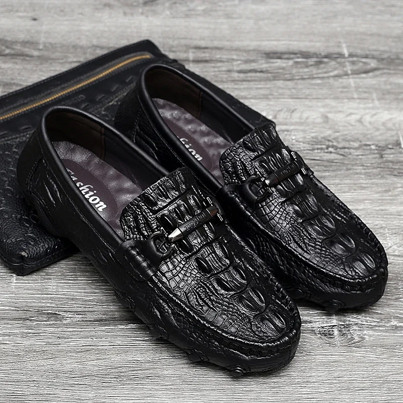 

Luxury New genuine leather men shoes thick bottom crocodile style moccasins mens loafers fashion Men flat classic driving shoes