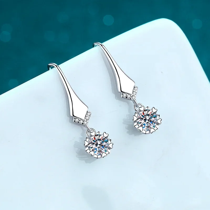 Luxury Platinum Pt950 Ear Hooks Elegant Demure Temperament Drop Earrings V-shaped Micro-set 1/2ct Moissanite Diamond Jewelry