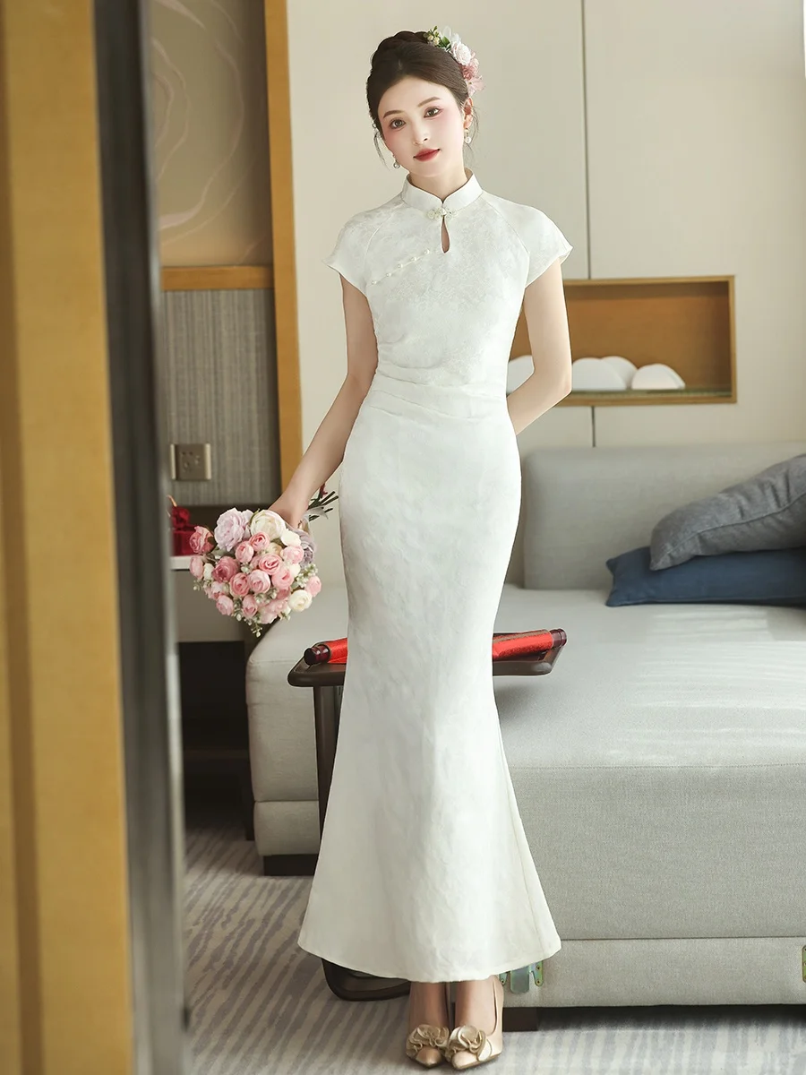 

Свадебное платье-ципао с длинным рукавом для церемонии помолвки и регистрации брака