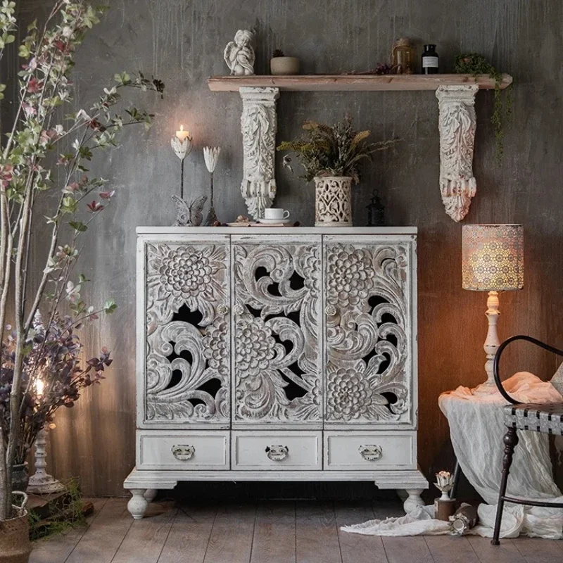 

Шкафы для декора магазинов, тумбы для прихожей, буфеты для ресторанов