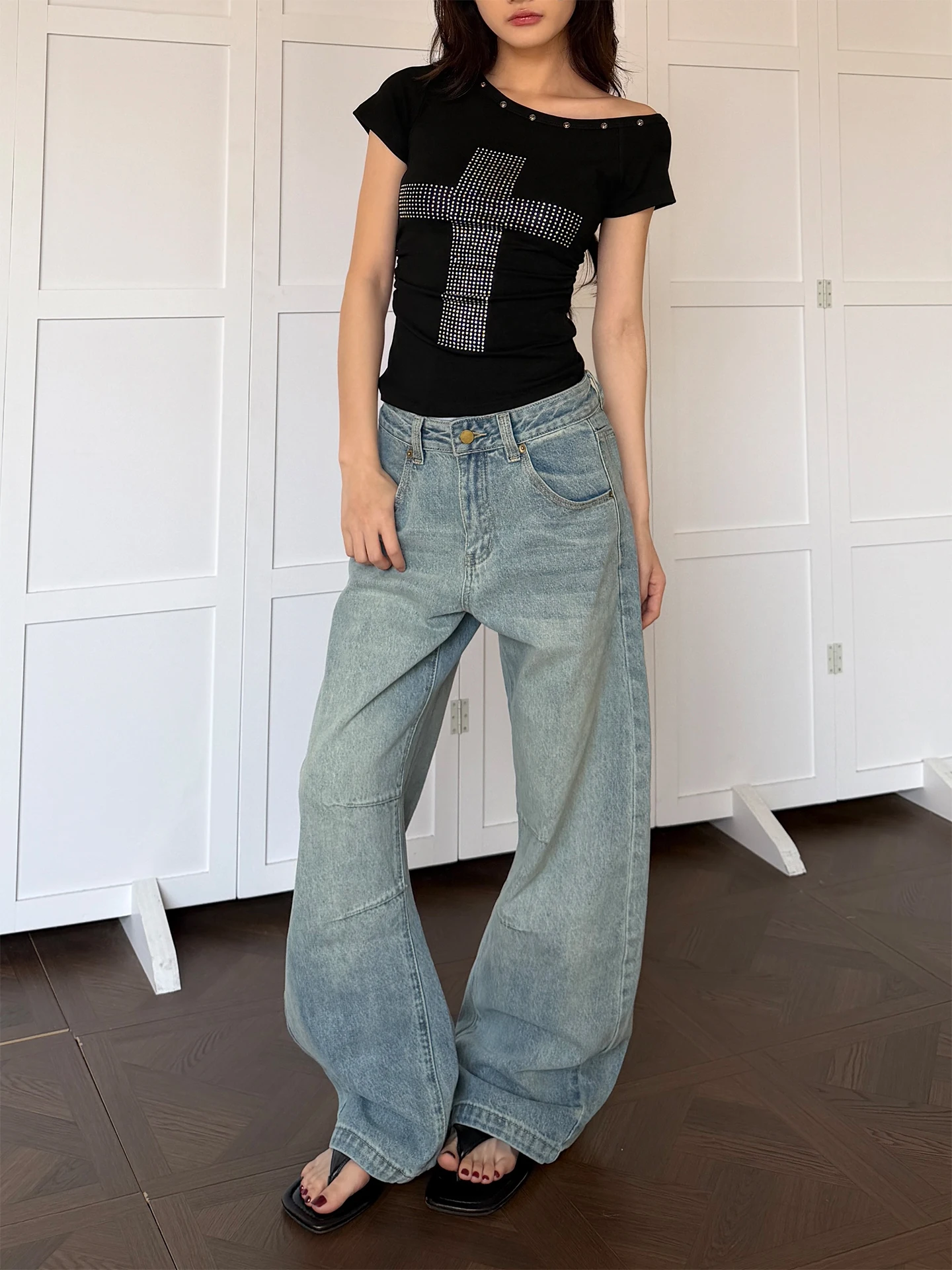 

Don Cry Vintage Waed Distred Knife Jeans Men's Loose Fit Casual Straight Leg Blue Jeans Trousers for Slimming