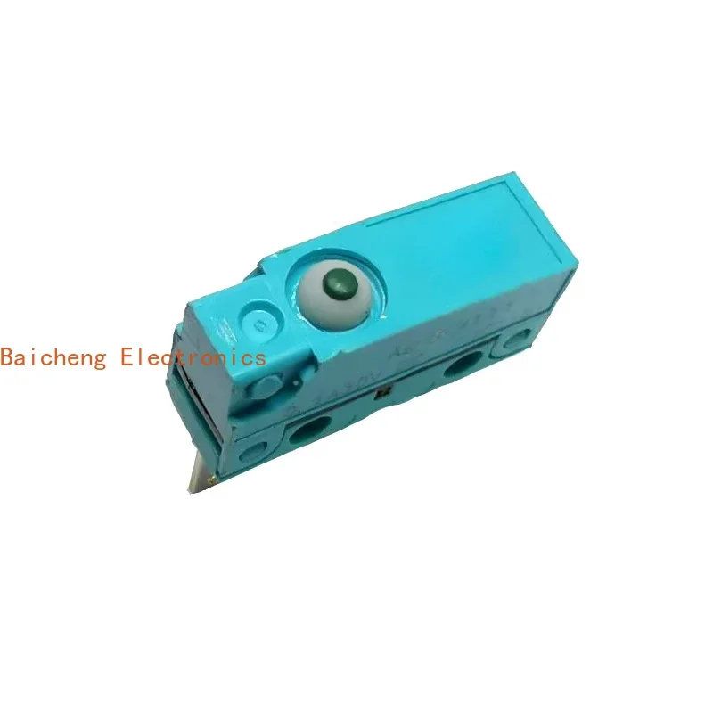 10PCS Waterproof and dustproof ABS19111 micro switch with pressure handle wheel 0.1A30V long foot