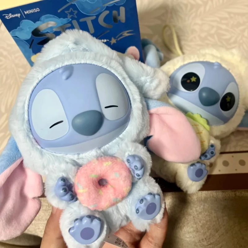 Stitch 'Eat Algo prima del sonno' Serie Blind Box Peluche Bambola Simpatico ciondolo Ornamento Mistero Giocattolo a sorpresa per collezionisti alla moda