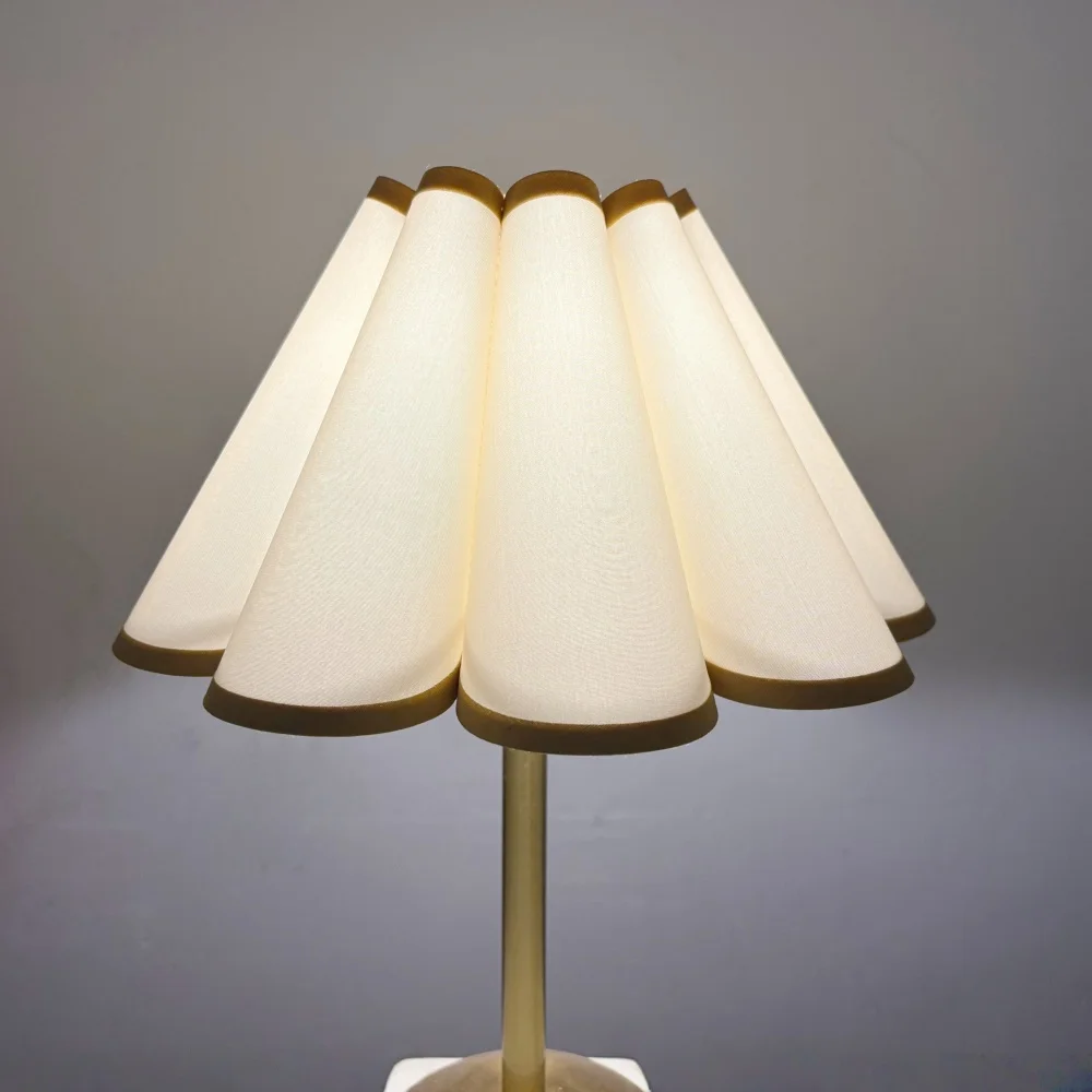 Portable Desk Lamp Lampshade bedroom headboard lampshade E27 Flower Petal Lamp Shade For Table Light Chandlier Pendant Light